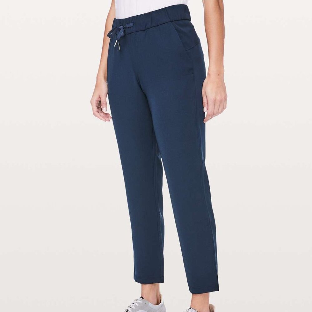 Lululemon Athletica Blue On The Fly Woven Pants Relaxed Fit